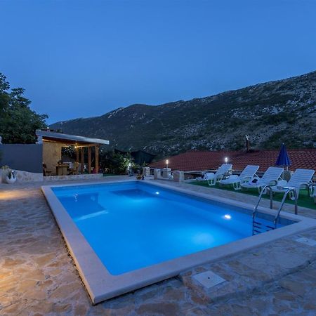 Holiday Home Dijamant Kučiće 外观 照片