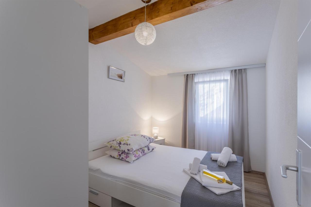 Holiday Home Dijamant Kučiće 外观 照片