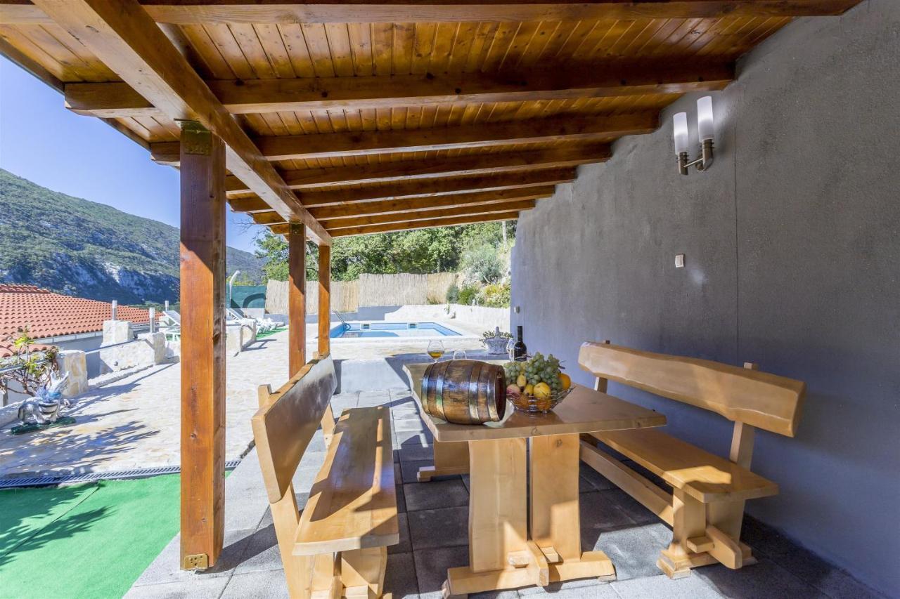 Holiday Home Dijamant Kučiće 外观 照片