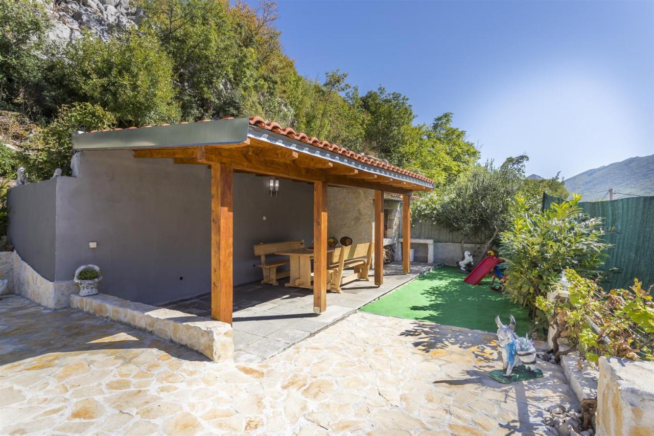Holiday Home Dijamant Kučiće 外观 照片